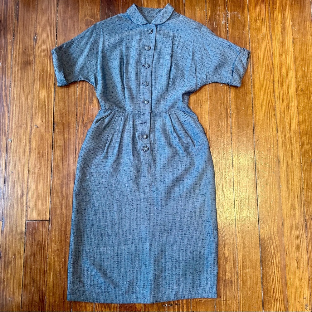 40’s Wiggle Textured Gray Tailored Button-Up Pencil Dress w/ Pockets! M Vintage